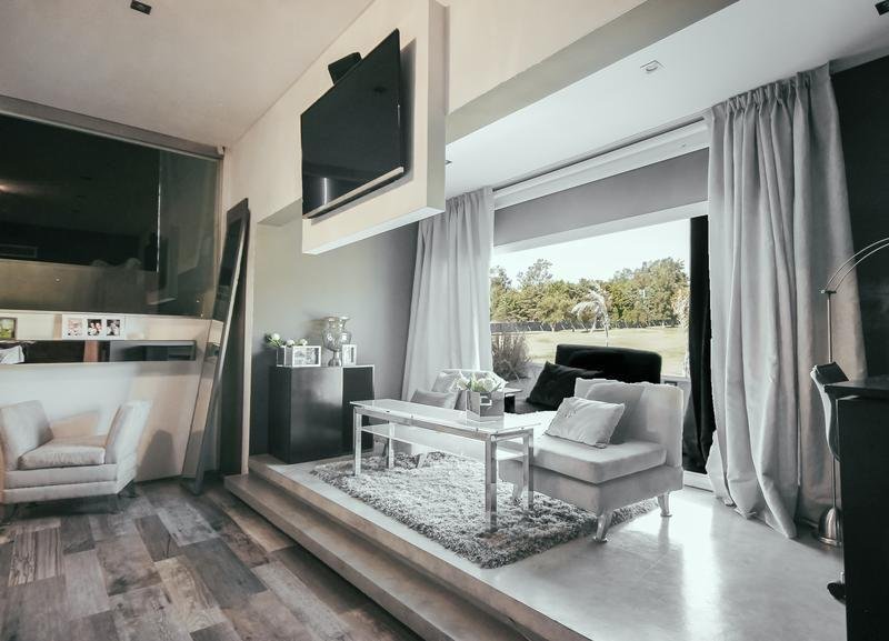 VENTA de CASA en Saint Thomas Este Oeste – Canning