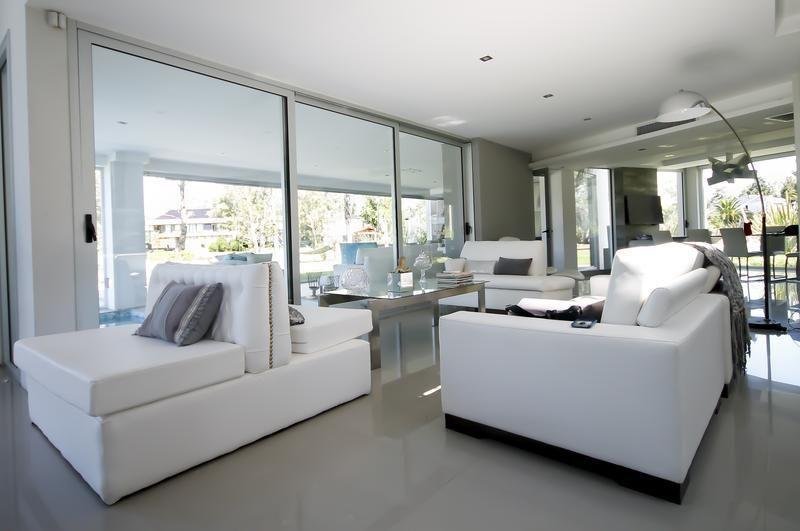 VENTA de CASA en Saint Thomas Este Oeste – Canning