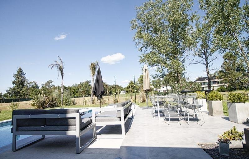 VENTA de CASA en Saint Thomas Este Oeste – Canning