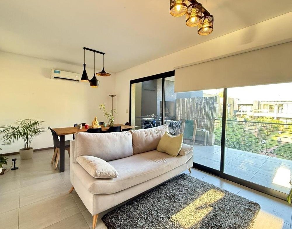Departamento en Venta en Canning