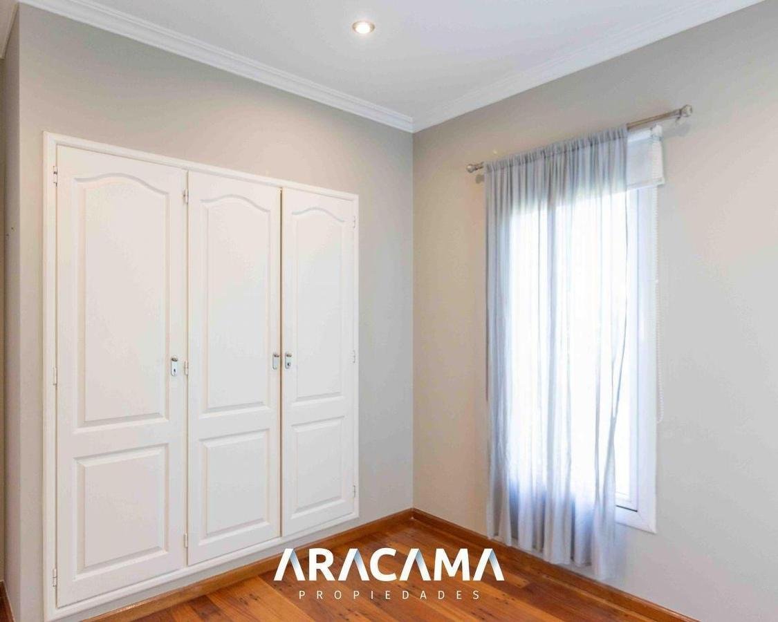 Casa en venta en Solar del bosque – Canning
