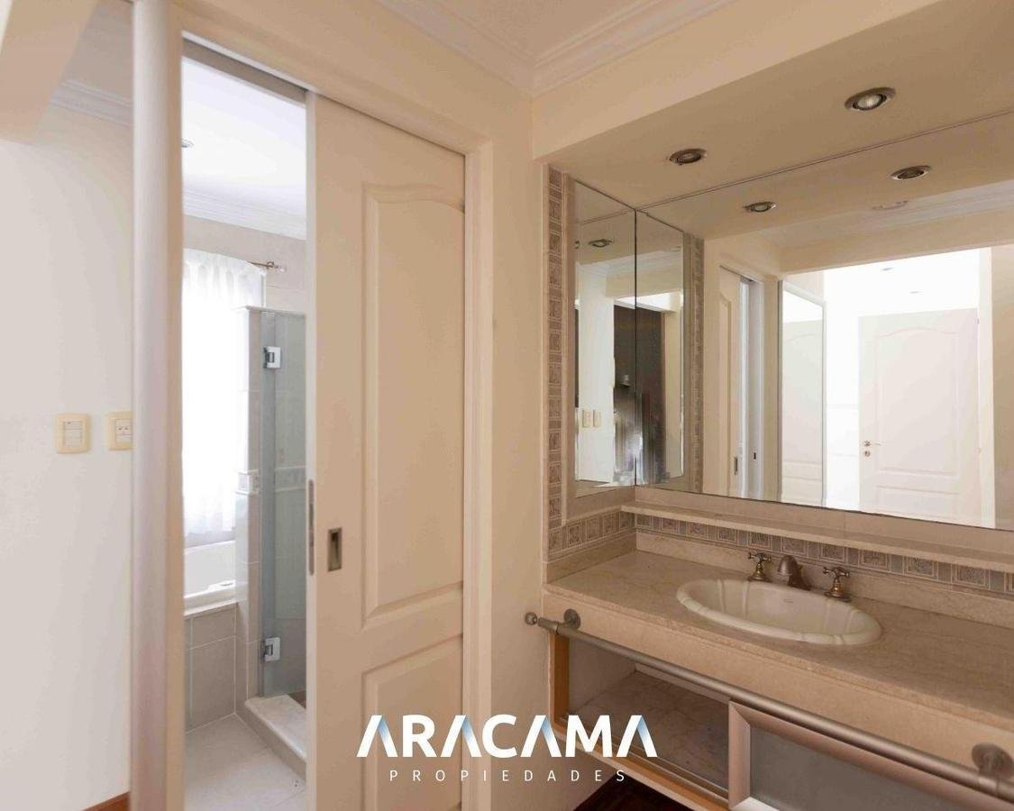 Casa en venta en Solar del bosque – Canning