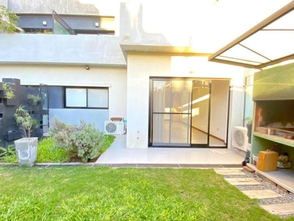 Departamento en Venta en Canning
