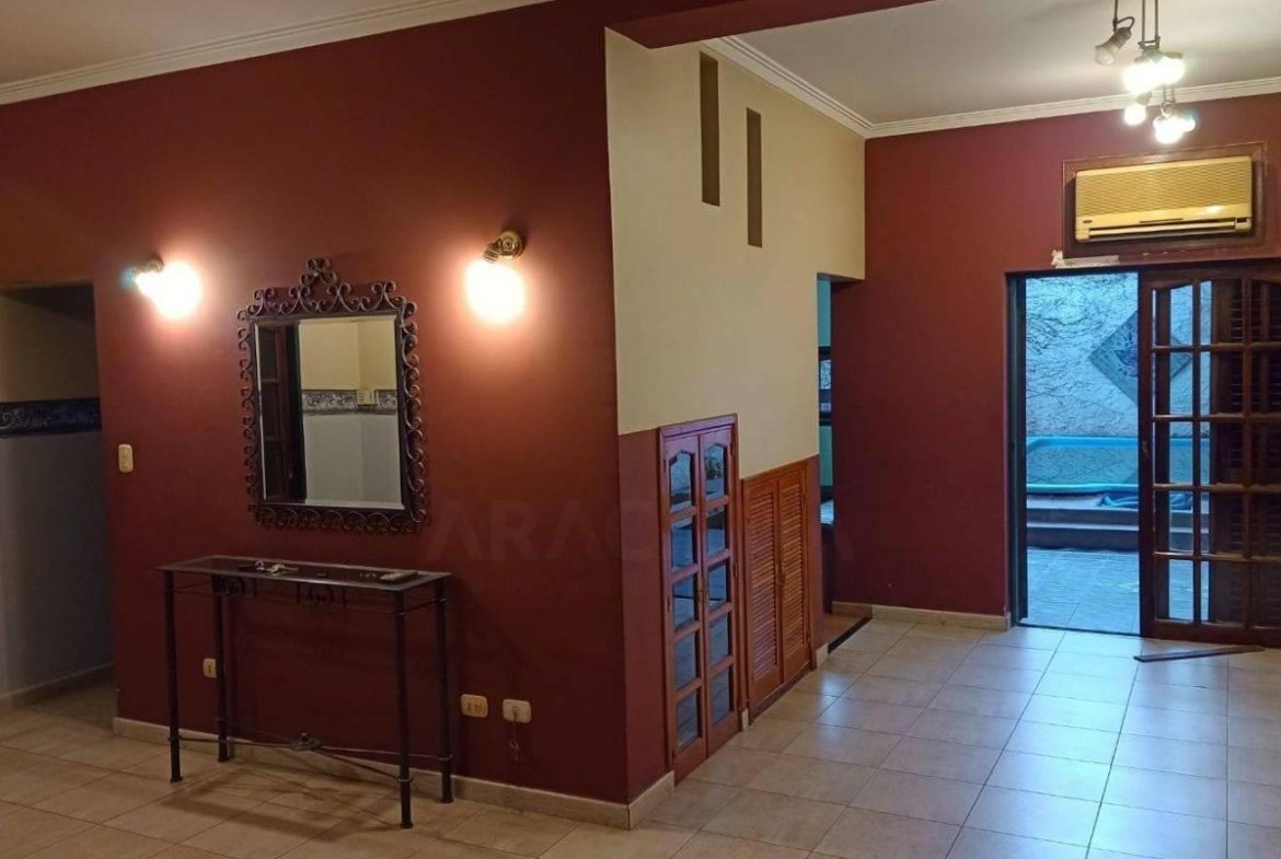Casas en Venta en Luis Guillon