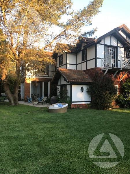 VENTA CASA EN SAINT THOMAS – CANNING