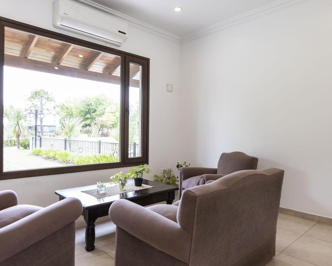 Casa en Venta Saint Thomas Oeste – Canning