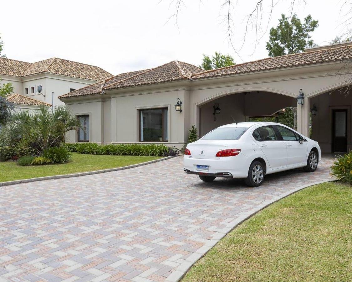 Casa en Venta Saint Thomas Oeste – Canning