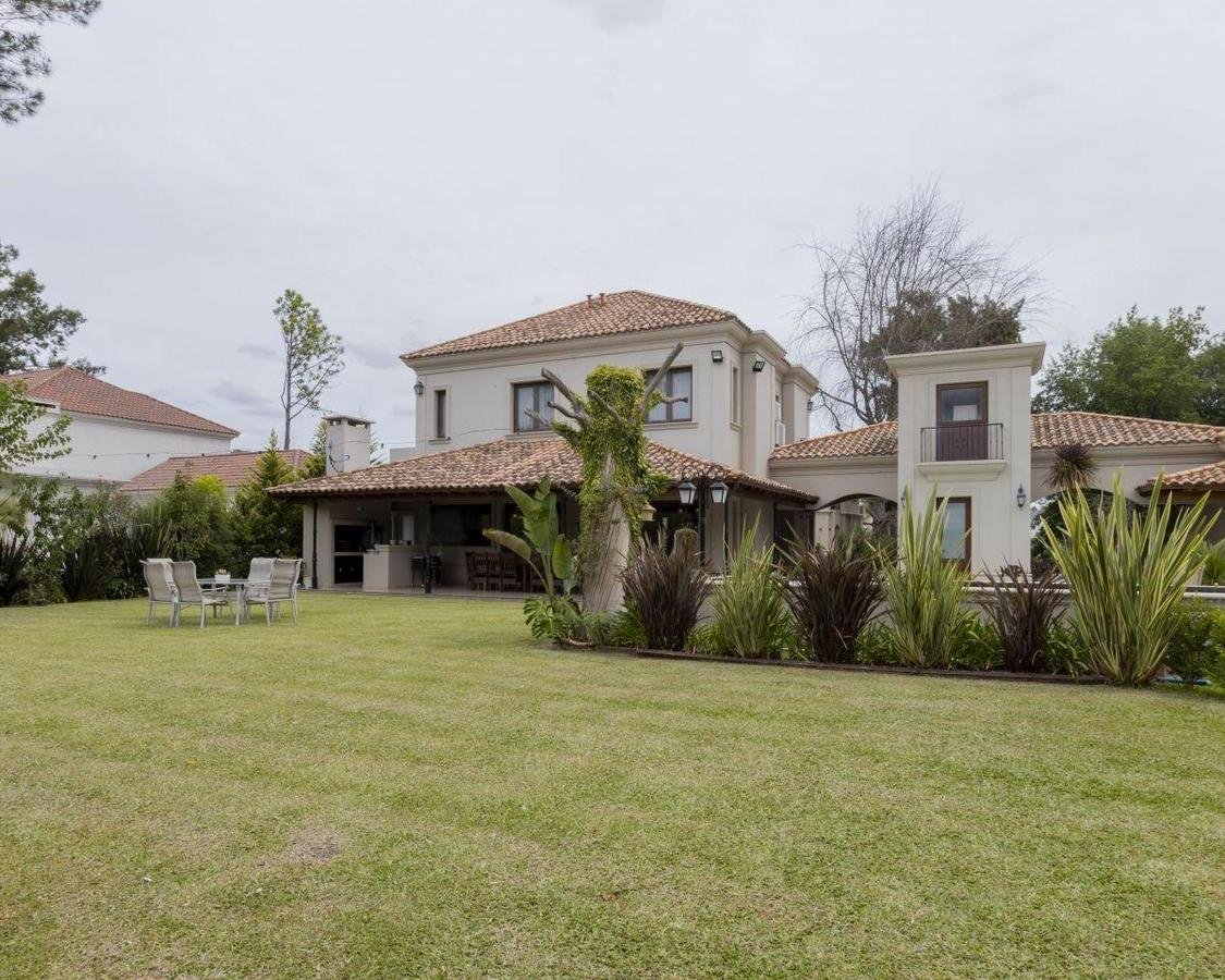 Casa en Venta Saint Thomas Oeste – Canning