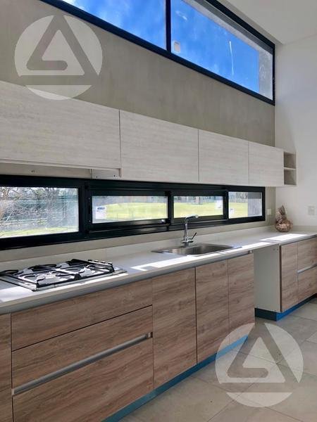 Barrio Privado Saint Thomas Oeste – Canning