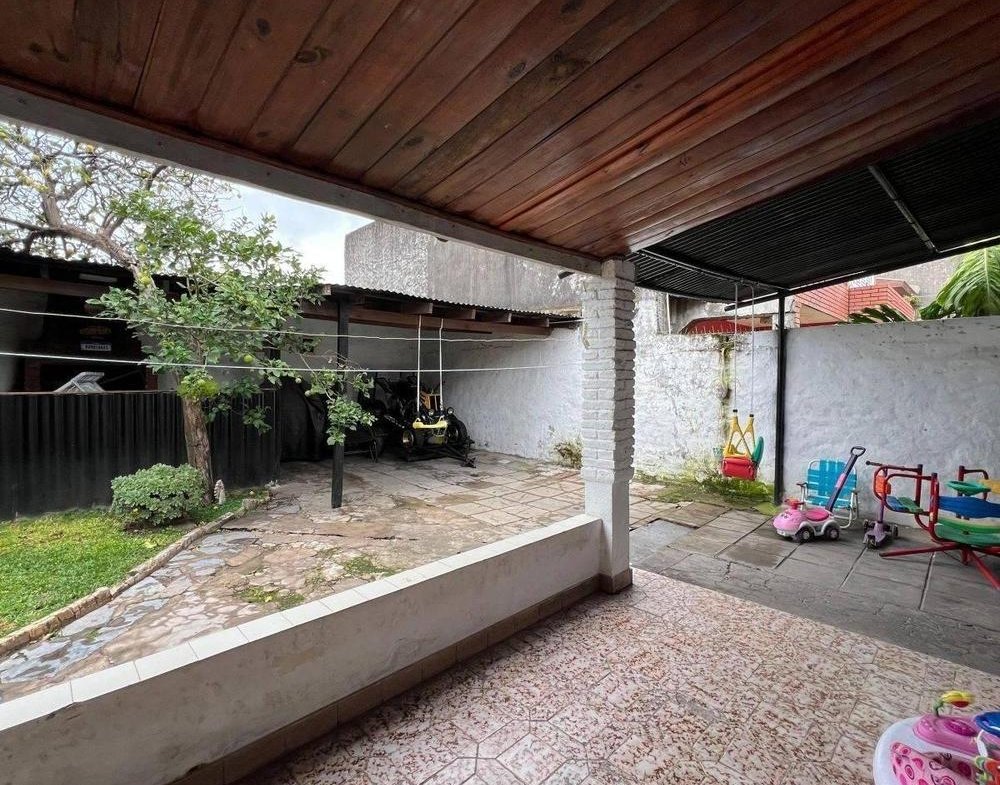 Casa en Venta en Luis Guillon