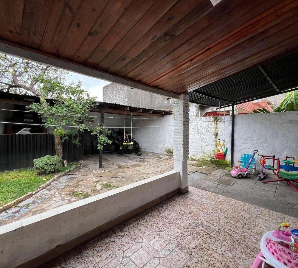 Casa en Venta en Luis Guillon
