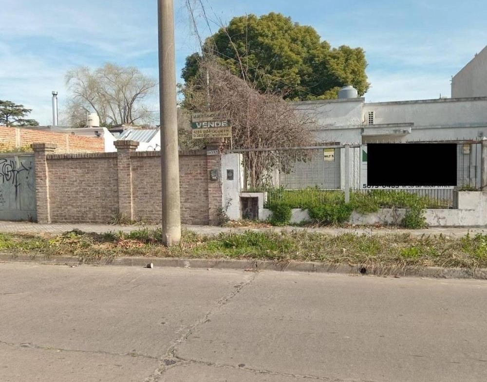 Casa a Refaccionar en Monte Grande