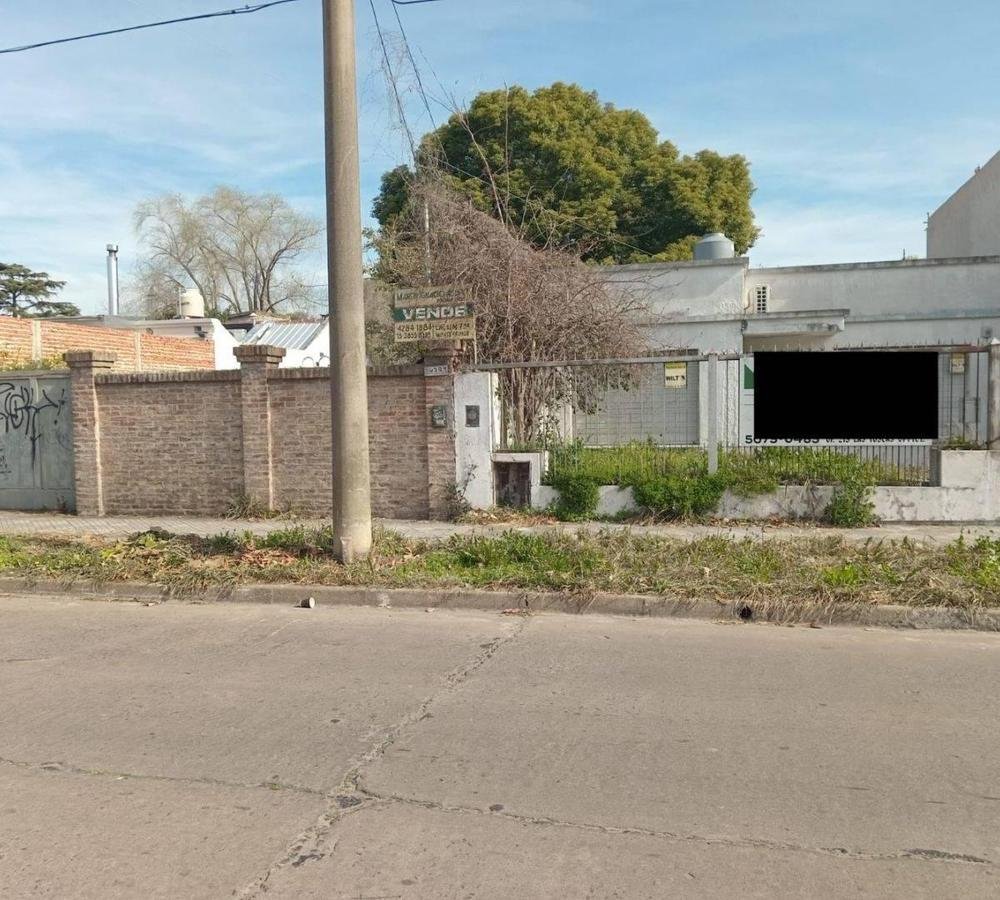 Casa a Refaccionar en Monte Grande