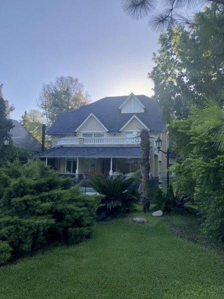 Casa en VENTA Saint Thomas Norte Sur  – Canning