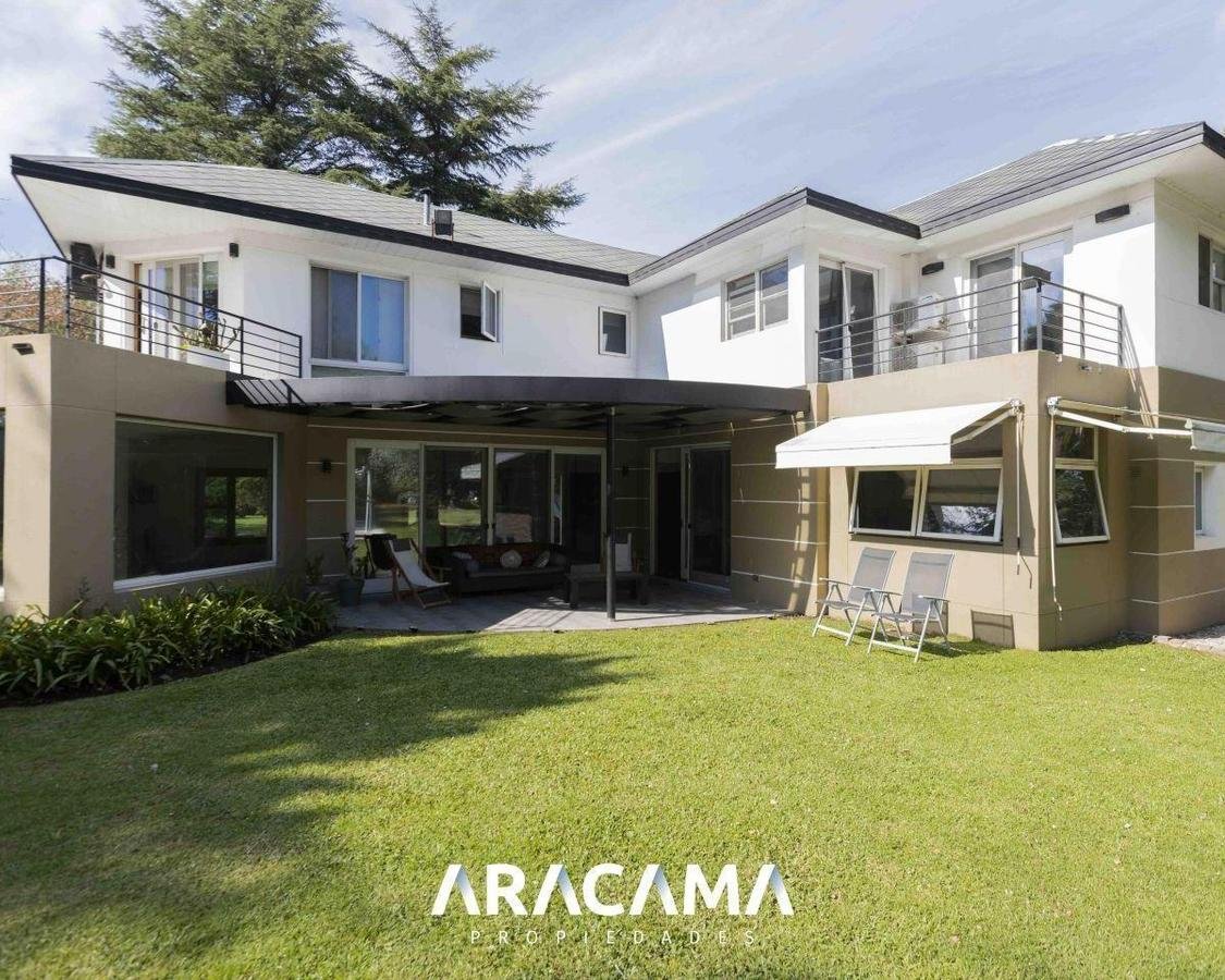 Casa en Venta en Saint Thomas Norte Sur – Canning