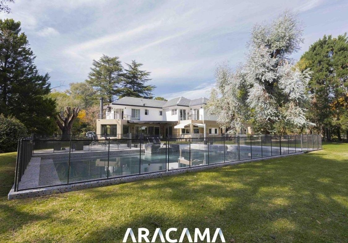 Casa en Venta en Saint Thomas Norte Sur – Canning