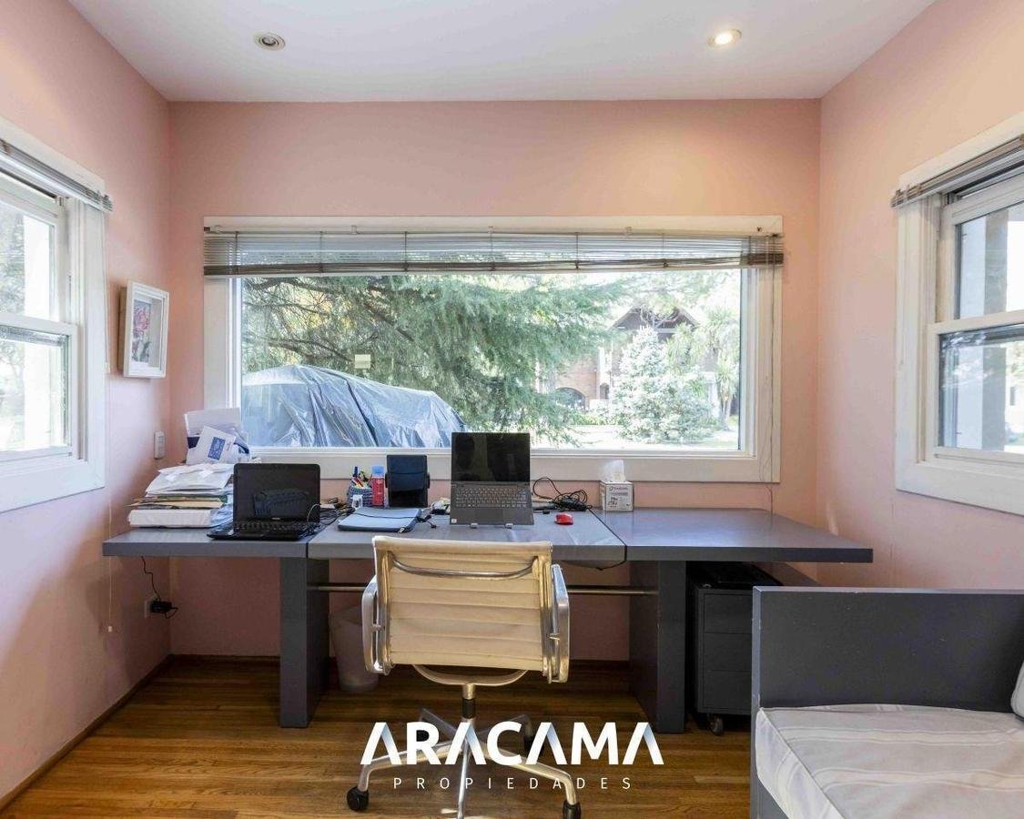 Casa en Venta en Saint Thomas Norte Sur – Canning