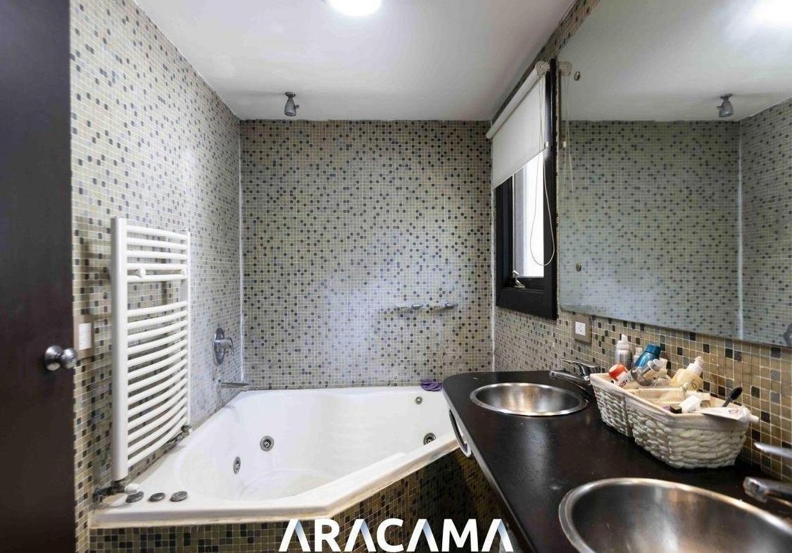 Casa en Venta en Saint Thomas Norte Sur – Canning