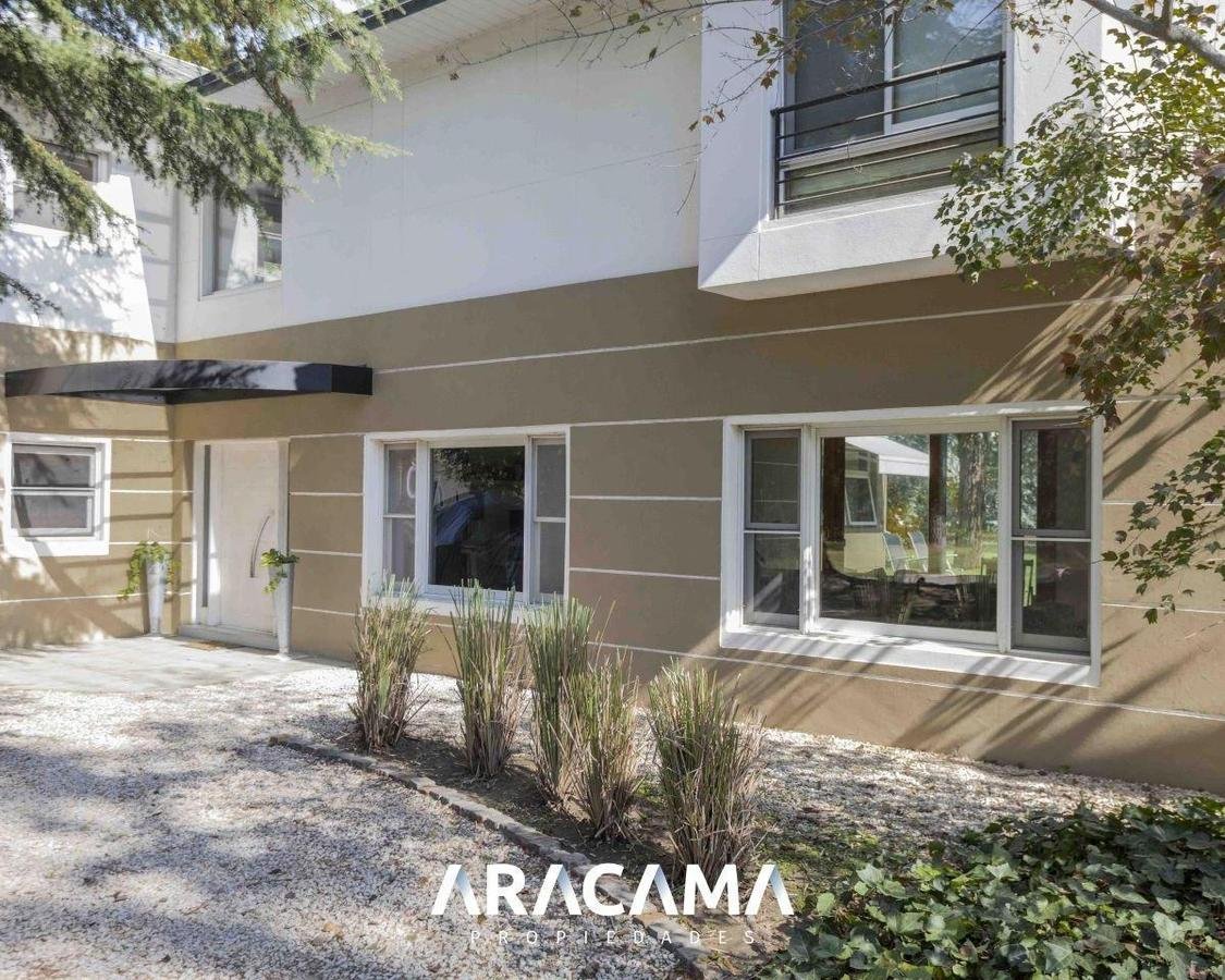 Casa en Venta en Saint Thomas Norte Sur – Canning