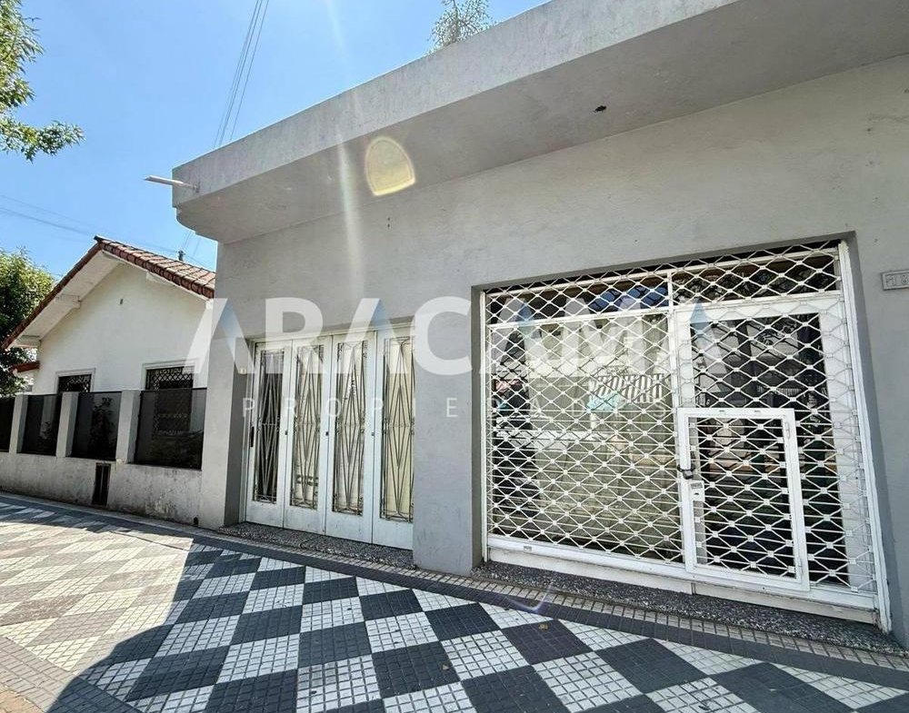 Casa en Venta 3 ambientes en Luis Guillon