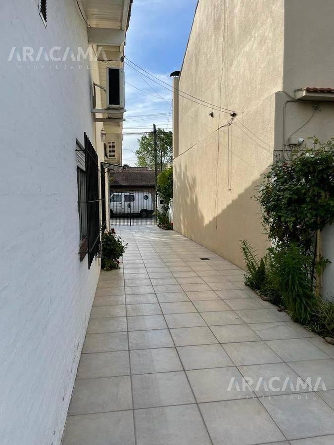 Casa en Venta en Luis Guillon