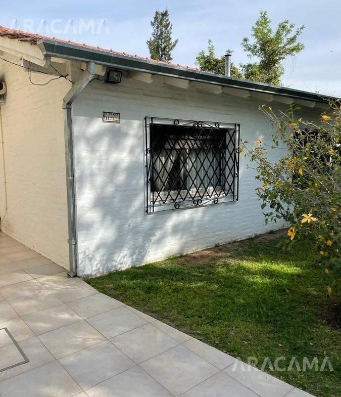 Casa en Venta en Luis Guillon