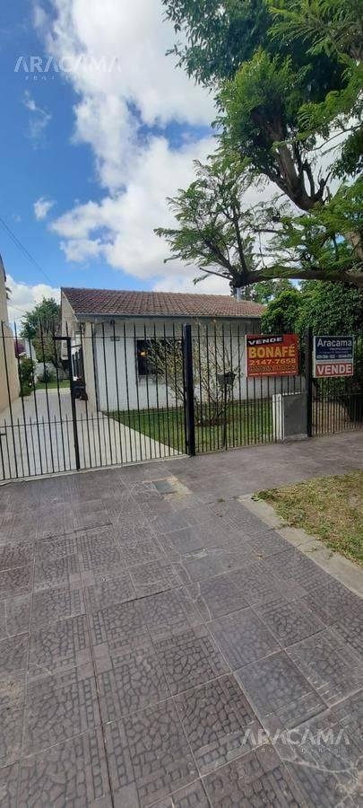 Casa en Venta en Luis Guillon
