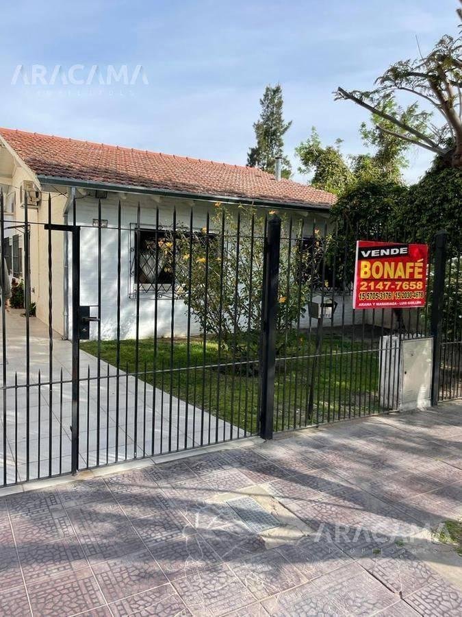 Casa en Venta en Luis Guillon