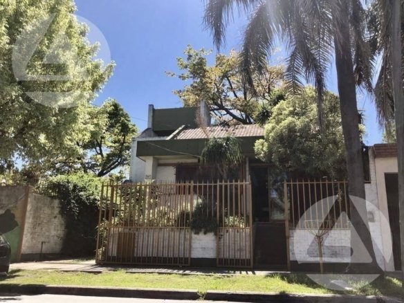 Casa en Venta – Luis Guillon