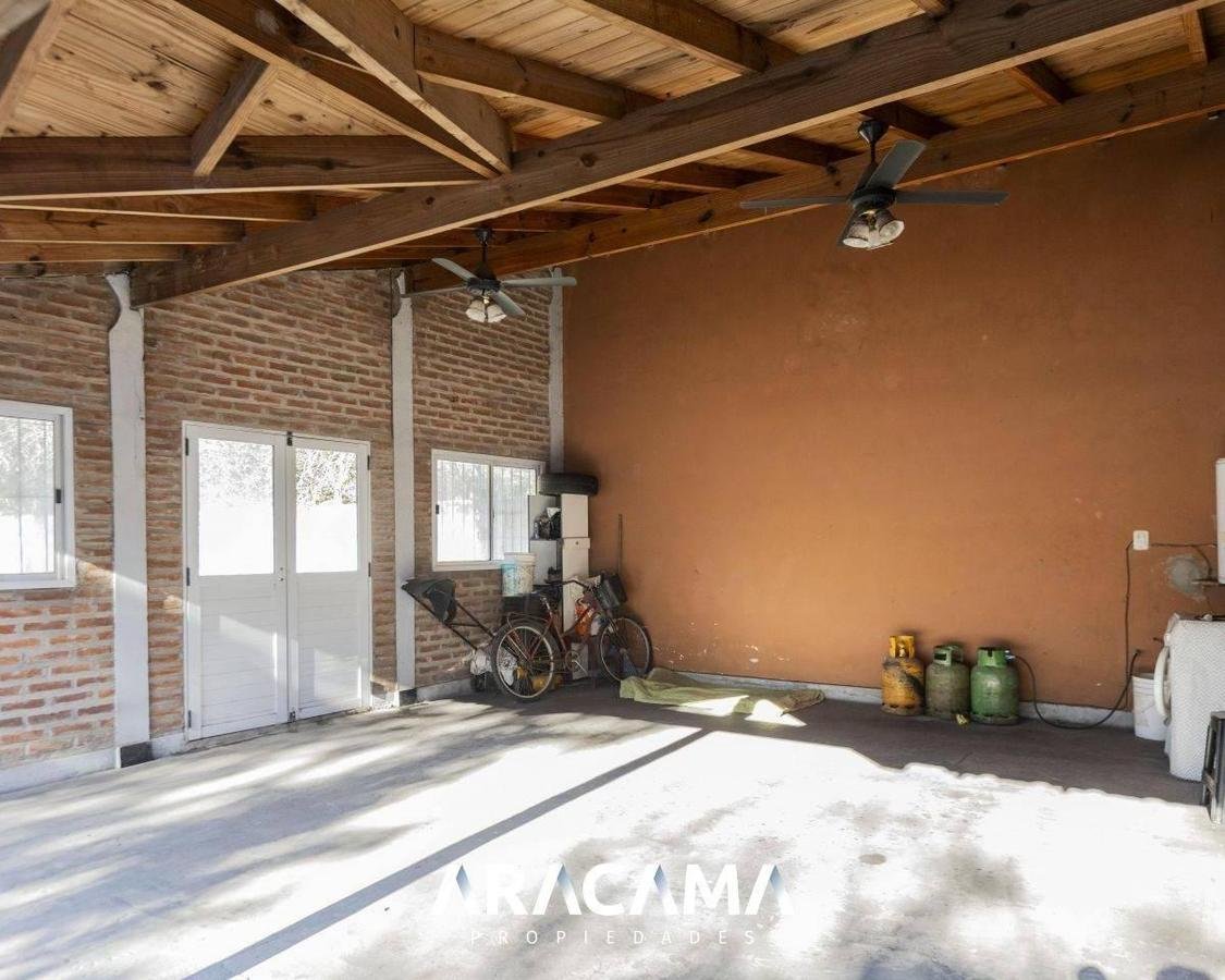 Casa en Venta en Luis Guillon