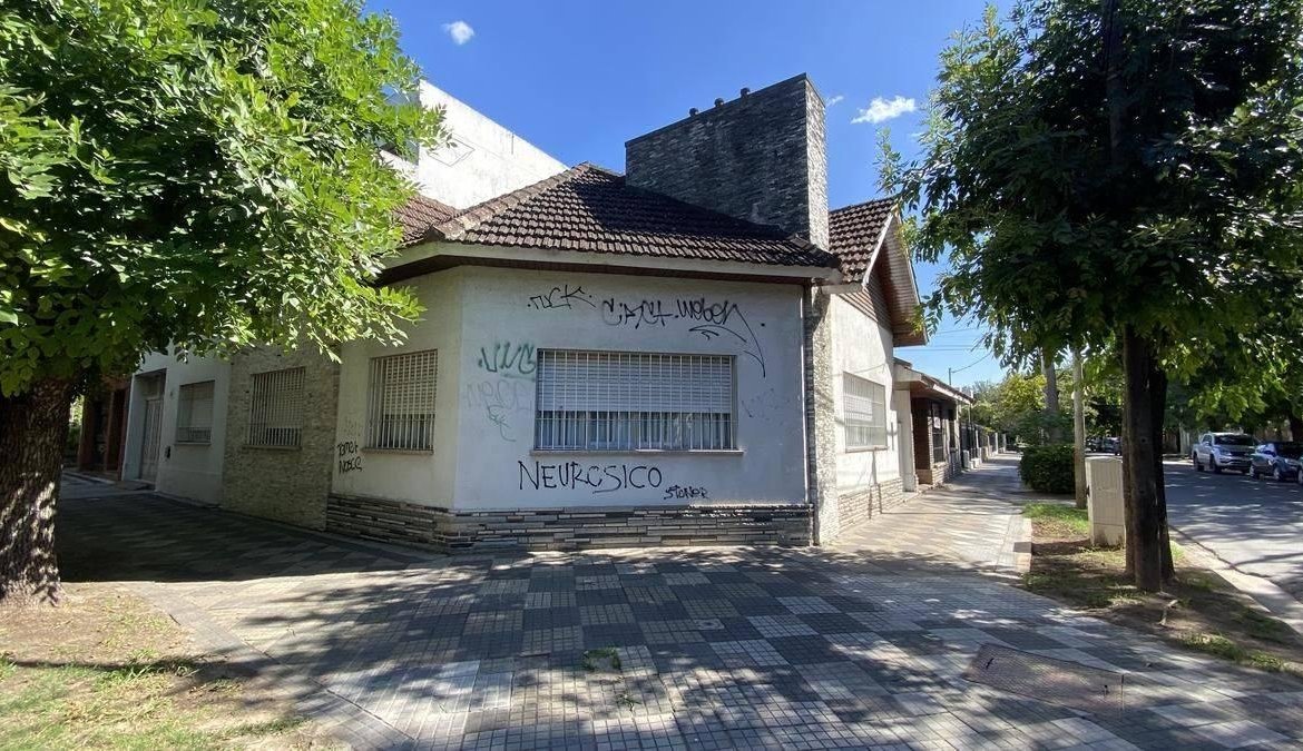Casa en venta – Monte Grande