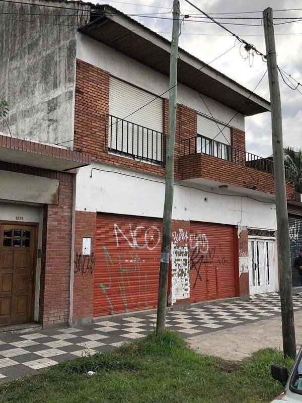 Departamento y local en VENTA sobre Alem Monte G.