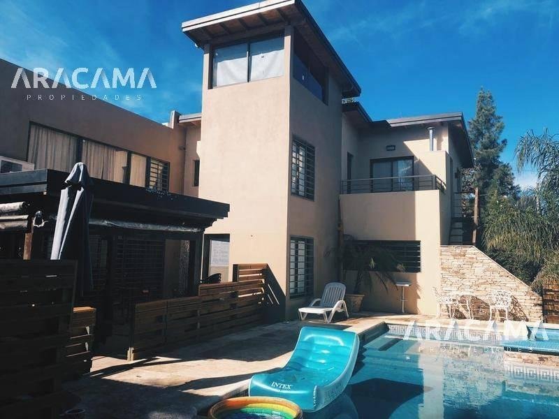 Casa en Venta – Monte Grande