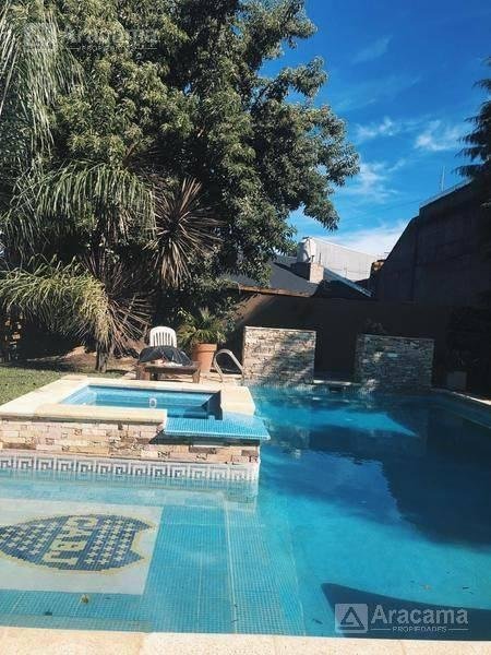 Casa en Venta – Monte Grande