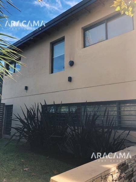 Casa en Venta – Monte Grande