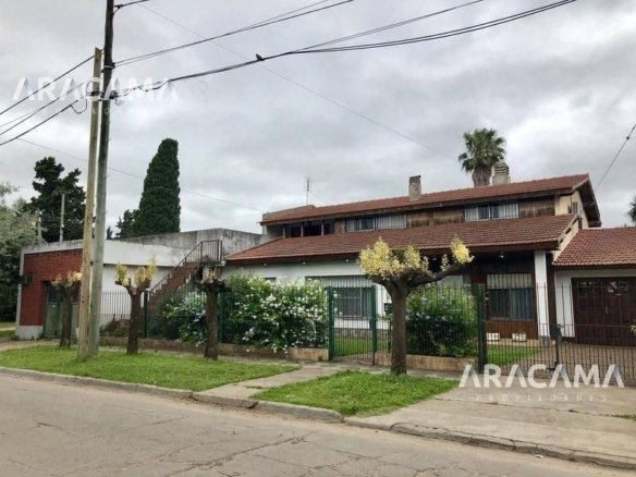 Casa en Venta – Monte Grande