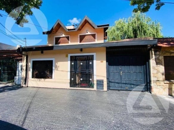 Casa en Venta – Monte Grande