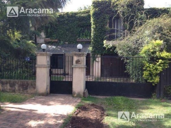 Casa en Venta – Monte Grande