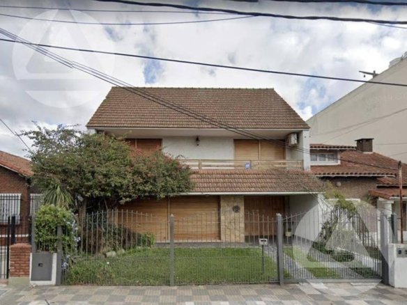CASA en VENTA en Monte Grande – Esteban Echeverria.