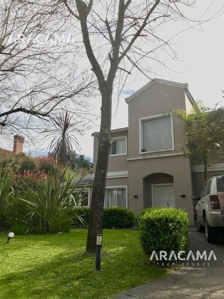 CASA en VENTA Solar del Bosque APTO CREDITO – Canning