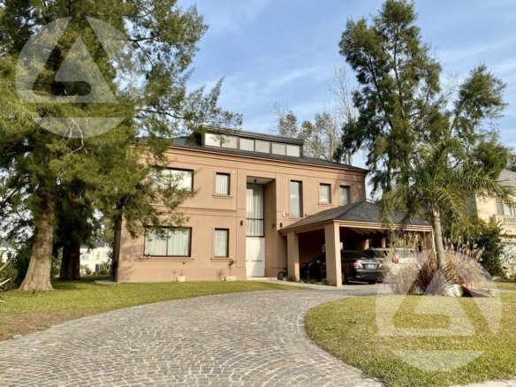 CASA en VENTA en Saint Thomas Este- Canning