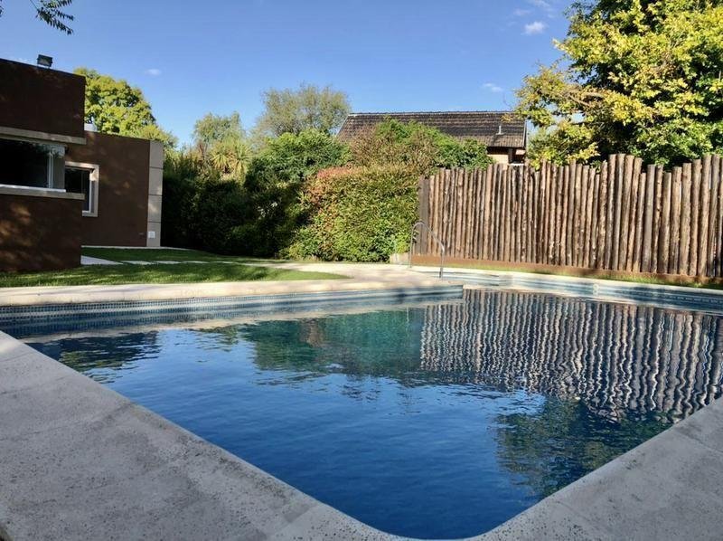 CASA en VENTA en Campos De Echeverría APTO CREDITO – Canning