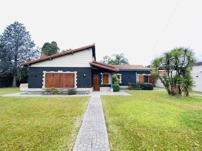 Casa en Venta  – Monte Grande