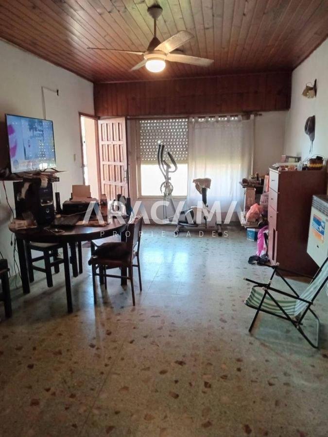 Casa en Venta – Monte Grande