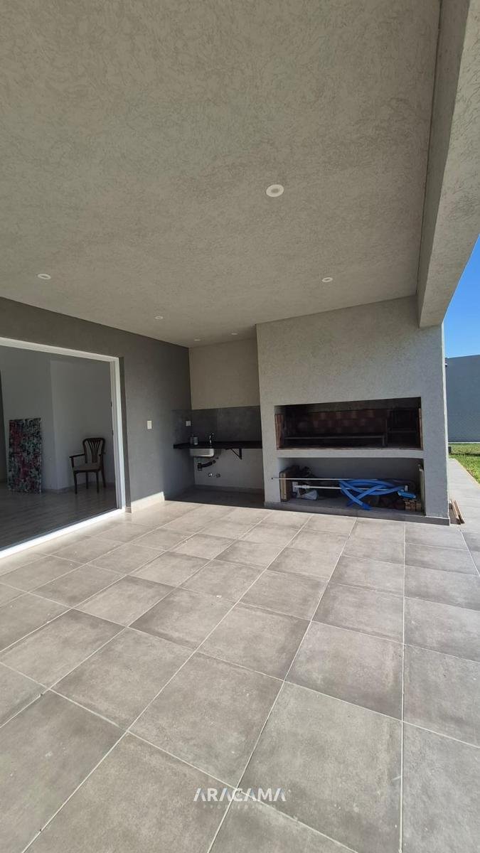 Casa en Alquiler en San Simon, Canning