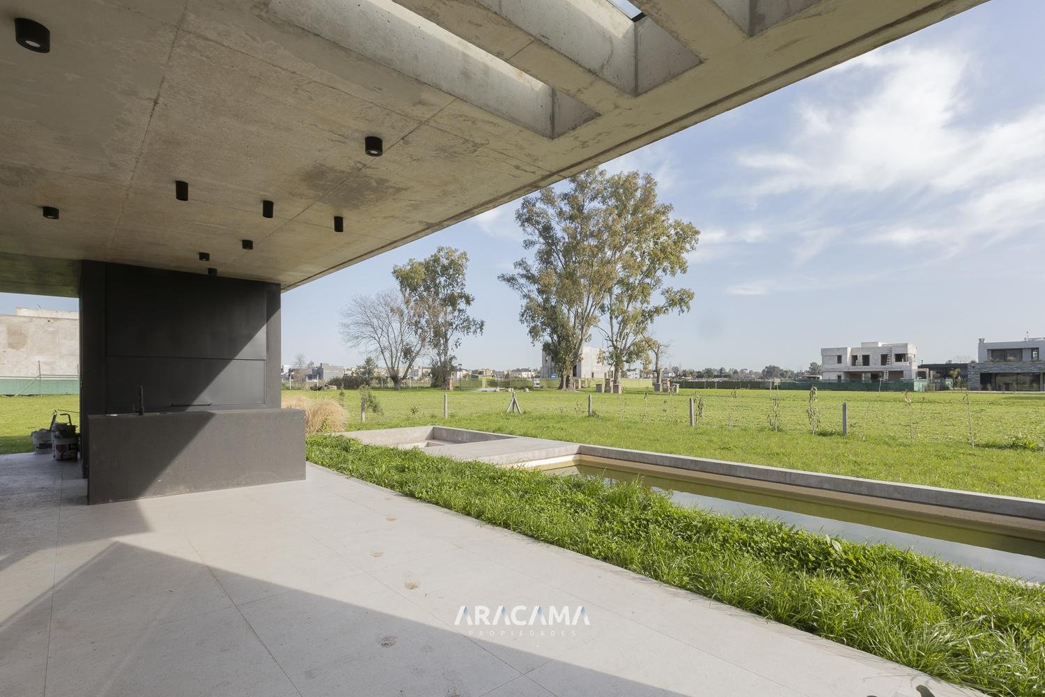 Casa en Venta en el Barrio Privado Canning Chico – Canning