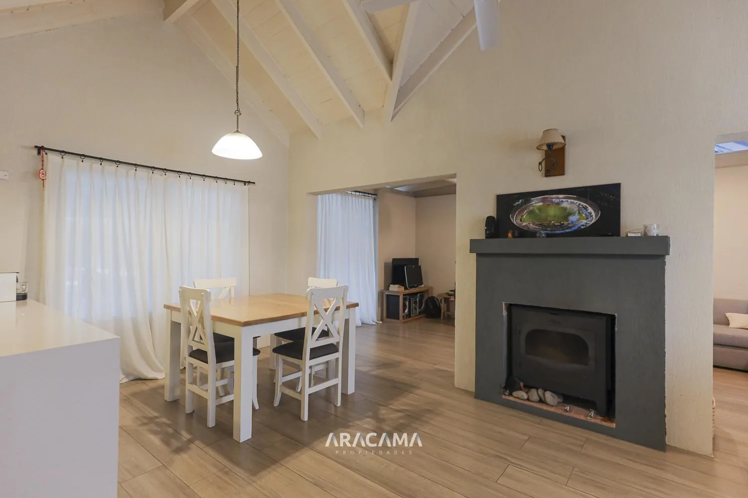 Casa en Venta en Campos de Echeverria – Canning