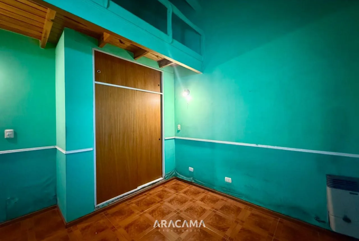 Casa en Alquiler con 4 dormitorios en Monte Grande