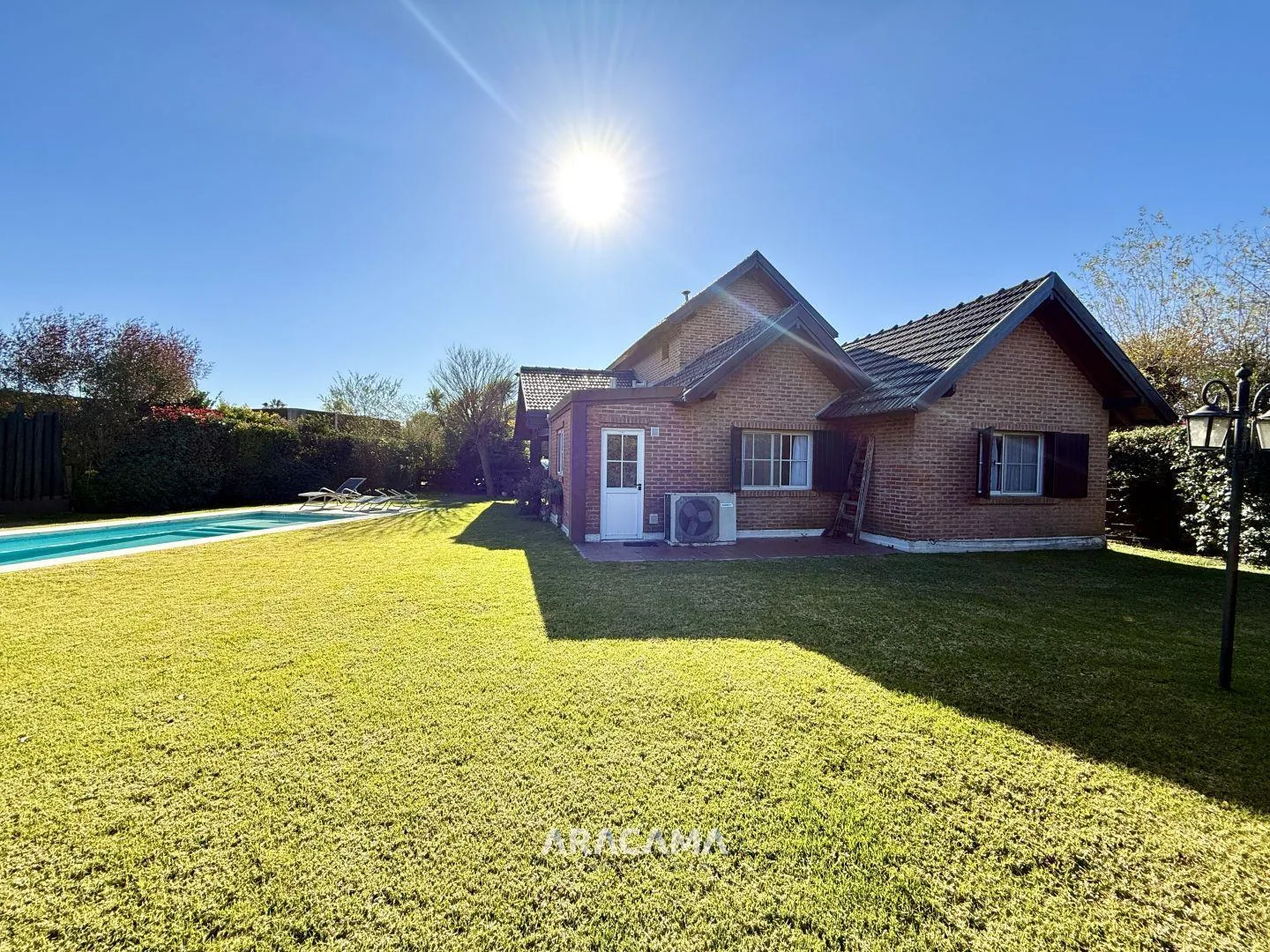 Casa en Venta en Campos de Echeverria – Canning